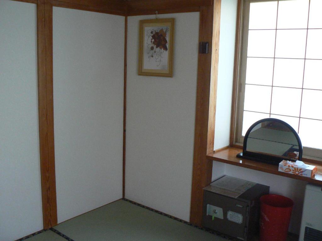 Fureai No Yado Yasuragi Hotel Nozawaonsen Room photo